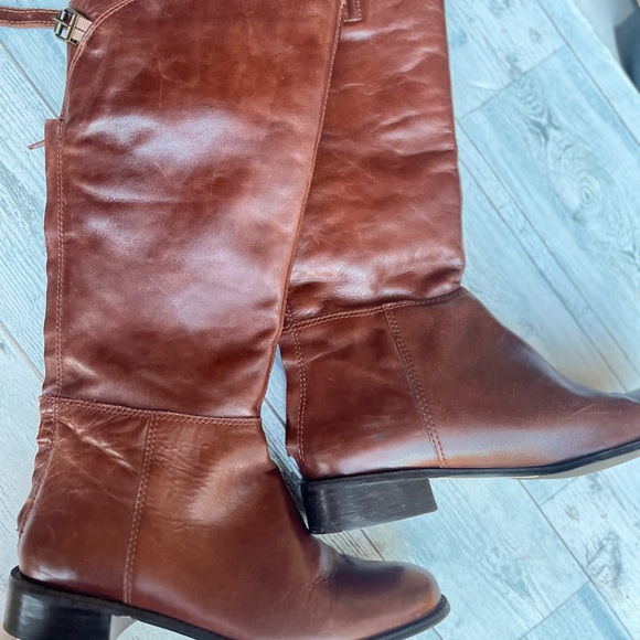 VANELI 8.5 BROWN ITALIAN LEATHER RIDING BOOTS STRETCHY KNEE SHORT BLOCK HEEL - Picture 3 of 16